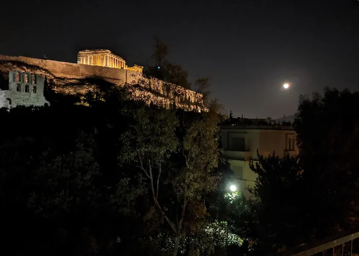 Holodek Apartments : Parthenon
